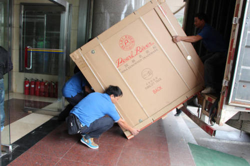 泉港钢琴贵重工艺品无忧运
